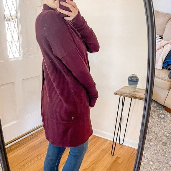 Lululemon Sit In Lotus Wrap Merino Wool In Cassis - Picture 4 of 10